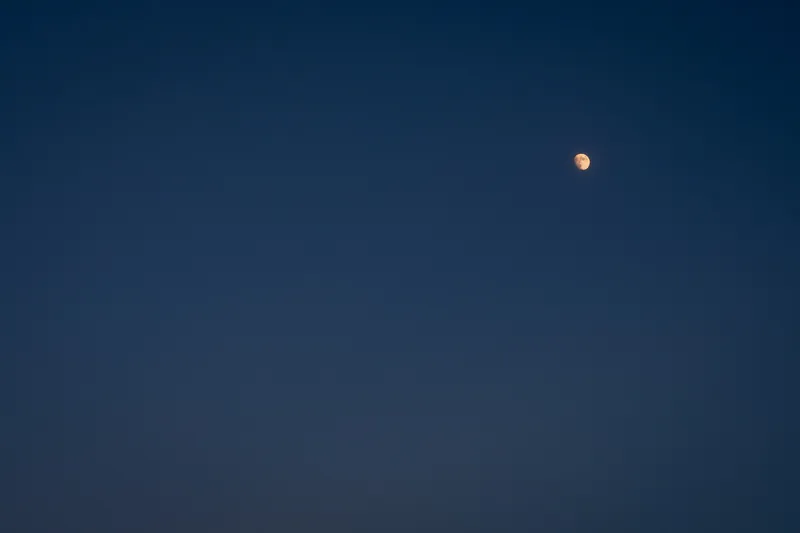 Deep sky, Door. 2020.